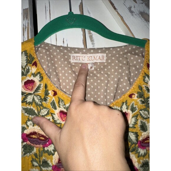 Ritu Kumar Embroidered Dress Kurta Size M Yellow Floral Boho Festival Resort - Picture 5 of 11